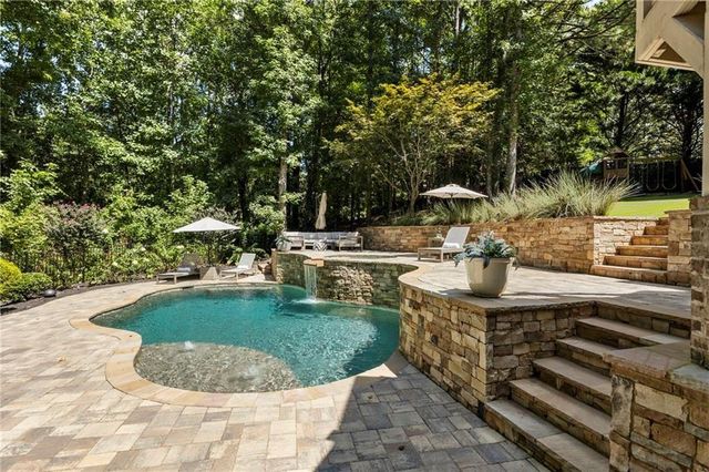 15873 Meadow King Court, Milton, GA 30004