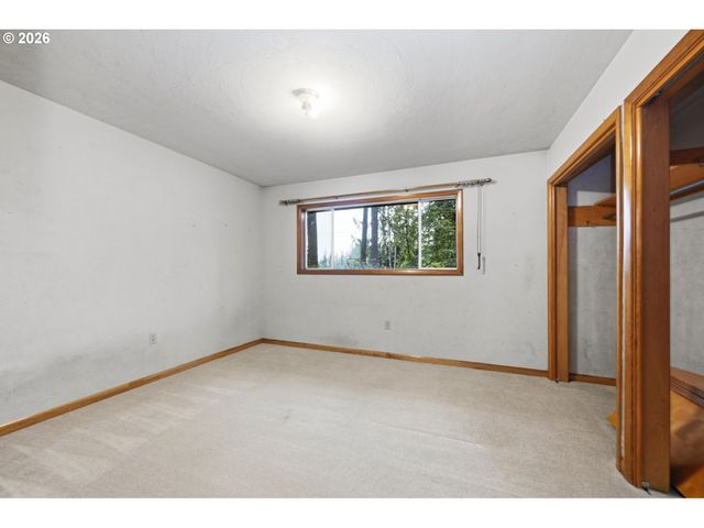 2041 E 26th Ave, Eugene, OR 97403