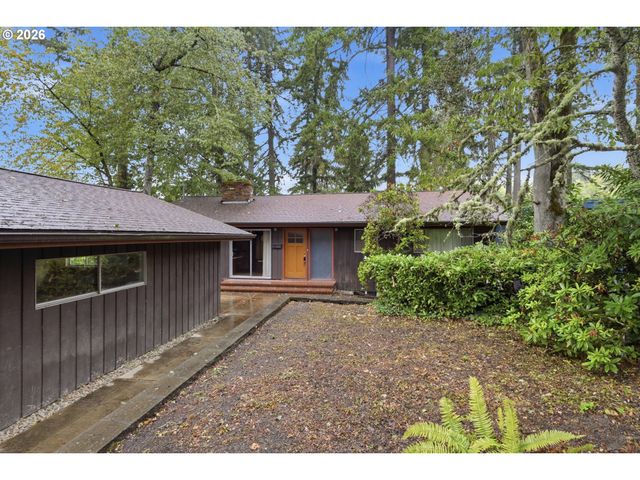 2041 E 26th Ave, Eugene, OR 97403