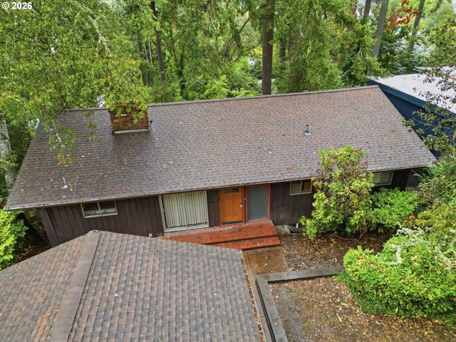 2041 E 26th Ave, Eugene, OR 97403