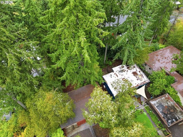 2041 E 26th Ave, Eugene, OR 97403