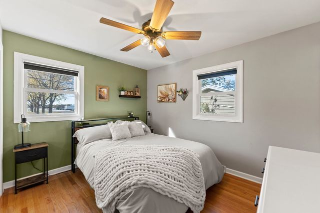 102 6th Avenue, Marengo, IL 60152