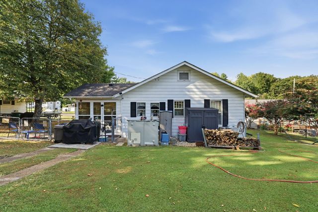 1214 John Ross Road, Chattanooga, TN 37412