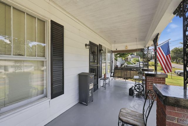 1214 John Ross Road, Chattanooga, TN 37412