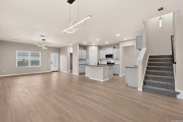 1912 Grey Wagtail, New Braunfels, TX 78130