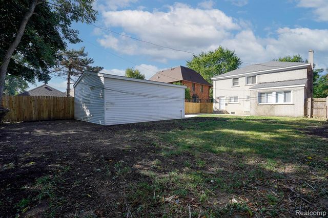 17116 Wildemere Street, Detroit, MI 48221