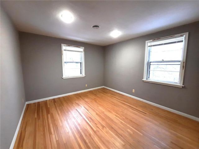 686 Lexington Avenue S, Saint Paul, MN 55116