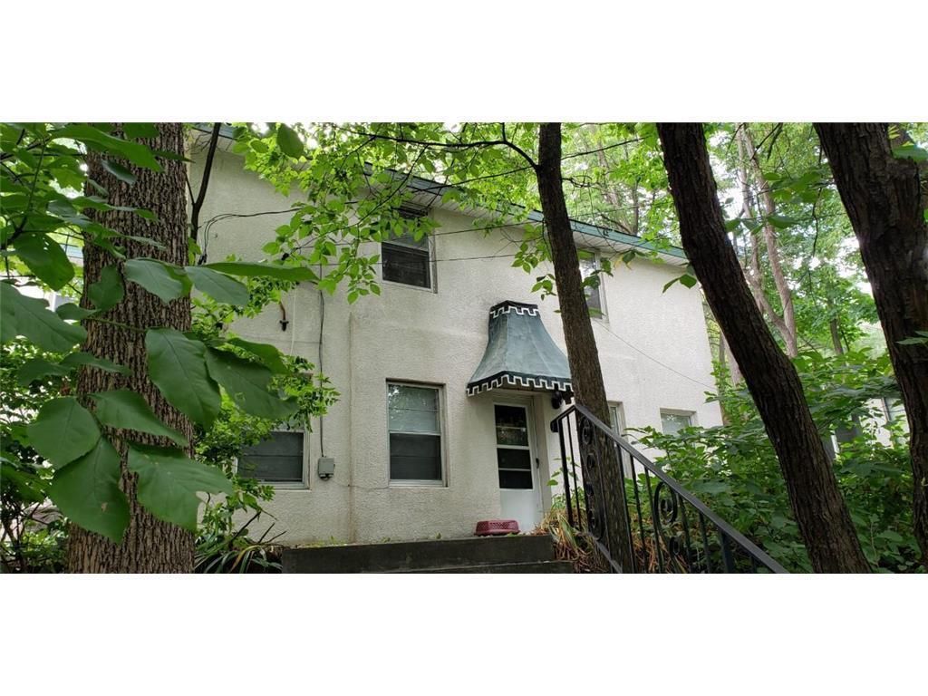 686 Lexington Avenue S, Saint Paul, MN 55116