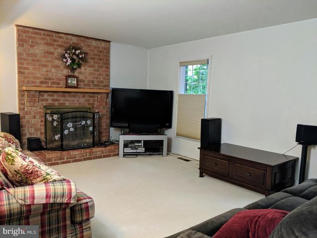 8465 SEVAN CT, Annandale, VA 22003