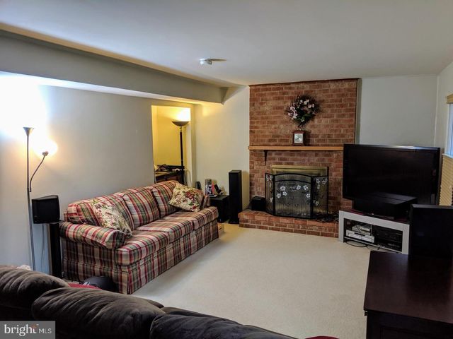 8465 SEVAN CT, Annandale, VA 22003