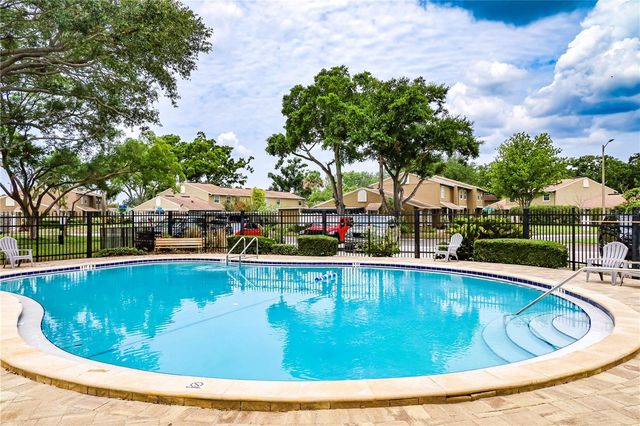 7107 HERNANDO COURT, Tampa, FL 33615