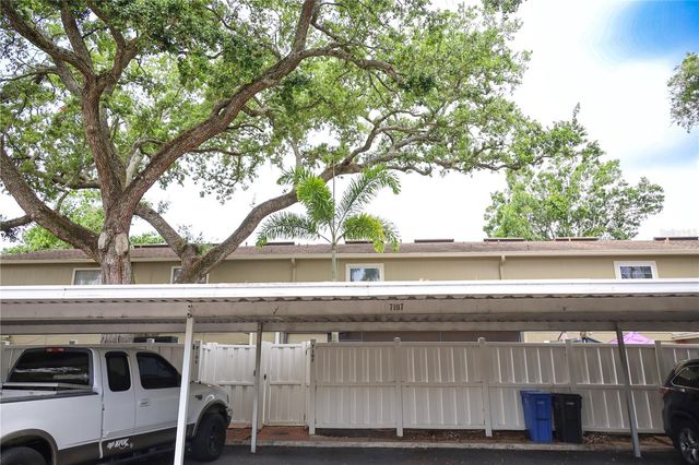 7107 HERNANDO COURT, Tampa, FL 33615