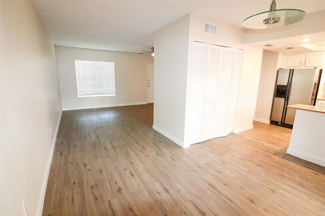 7107 HERNANDO COURT, Tampa, FL 33615