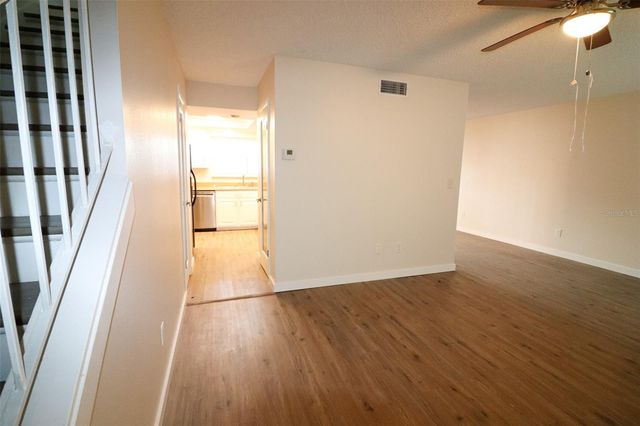 7107 HERNANDO COURT, Tampa, FL 33615