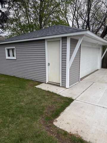 5406 S Merrill AVENUE, Cudahy, WI 53110