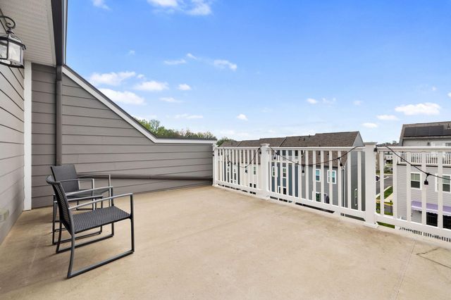1713 AUTUMN MAPLE LEAF DR, Dumfries, VA 22026
