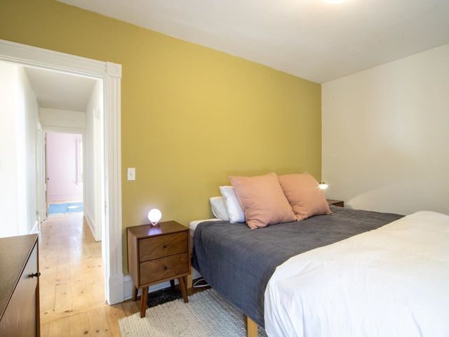 36 Booth Street, Burlington, VT 05401