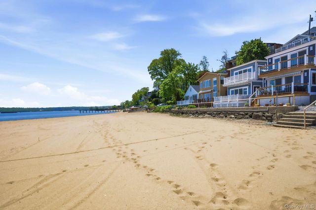 75 West Shore Road 4, Port Washington, NY 11050