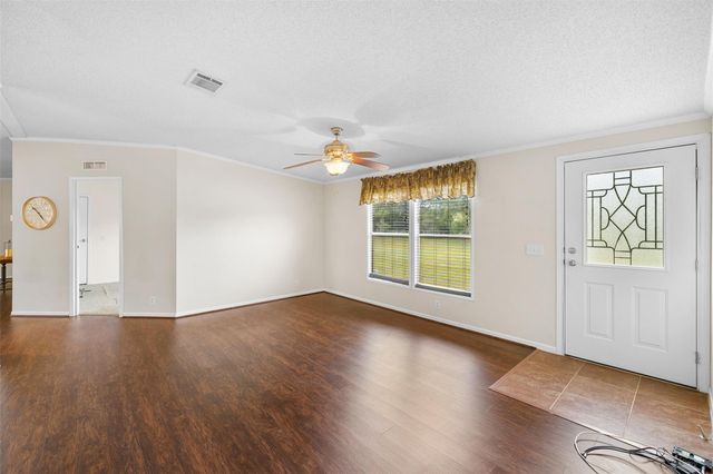 118 Yaupon Drive, Caldwell, TX 77836