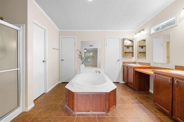 118 Yaupon Drive, Caldwell, TX 77836