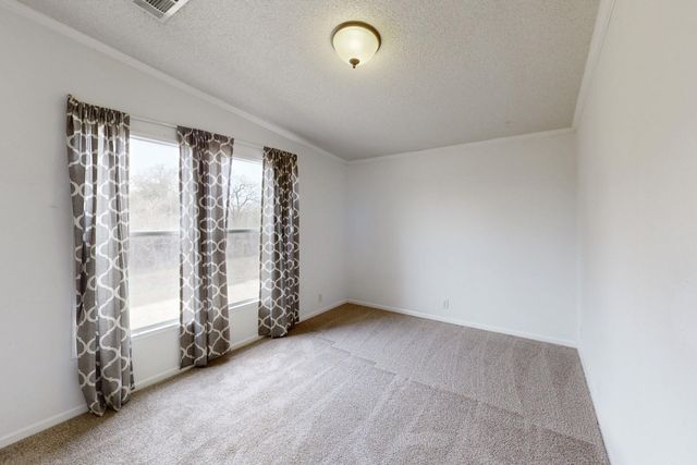 118 Yaupon Drive, Caldwell, TX 77836