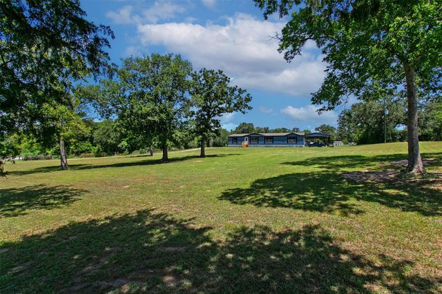 118 Yaupon Drive, Caldwell, TX 77836