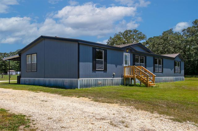 118 Yaupon Drive, Caldwell, TX 77836