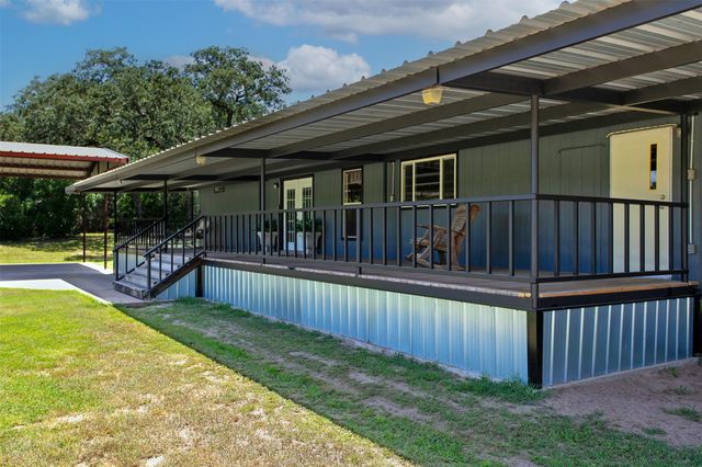 118 Yaupon Drive, Caldwell, TX 77836