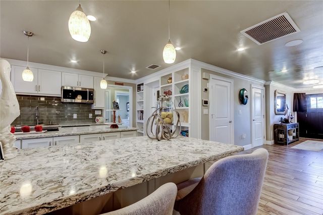 3835 48 AVENUE S, St Petersburg, FL 33711