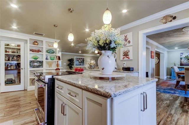 3835 48 AVENUE S, St Petersburg, FL 33711