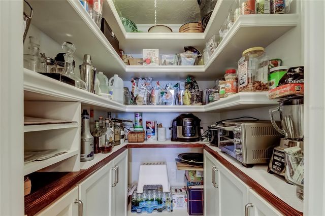 3835 48 AVENUE S, St Petersburg, FL 33711