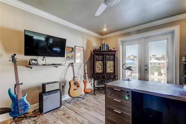 3835 48 AVENUE S, St Petersburg, FL 33711