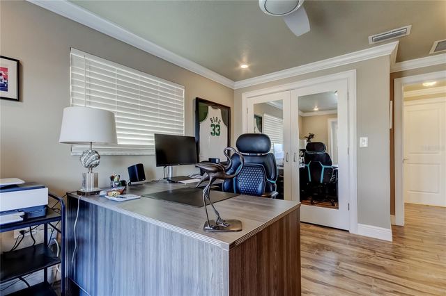 3835 48 AVENUE S, St Petersburg, FL 33711