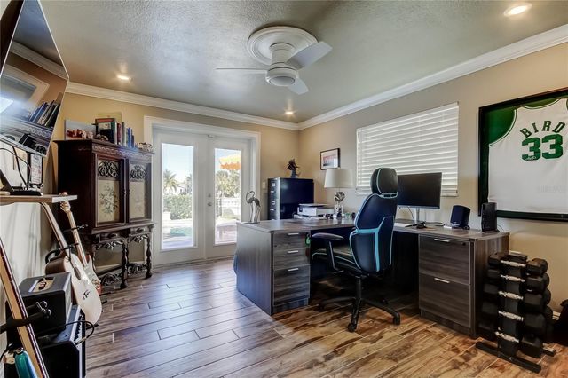 3835 48 AVENUE S, St Petersburg, FL 33711