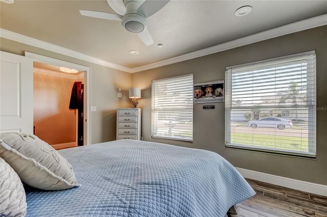 3835 48 AVENUE S, St Petersburg, FL 33711