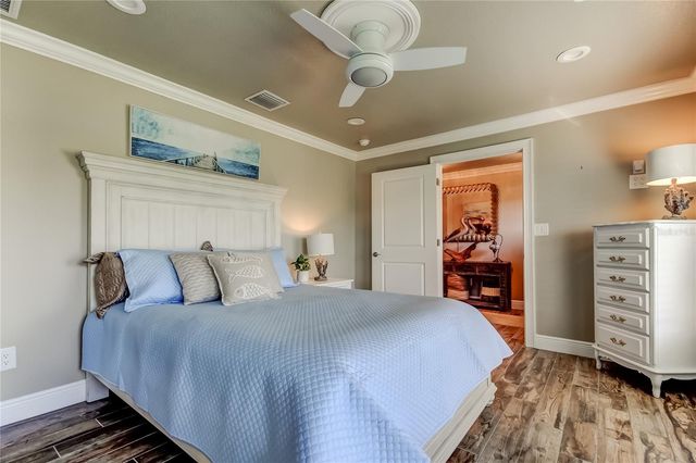 3835 48 AVENUE S, St Petersburg, FL 33711