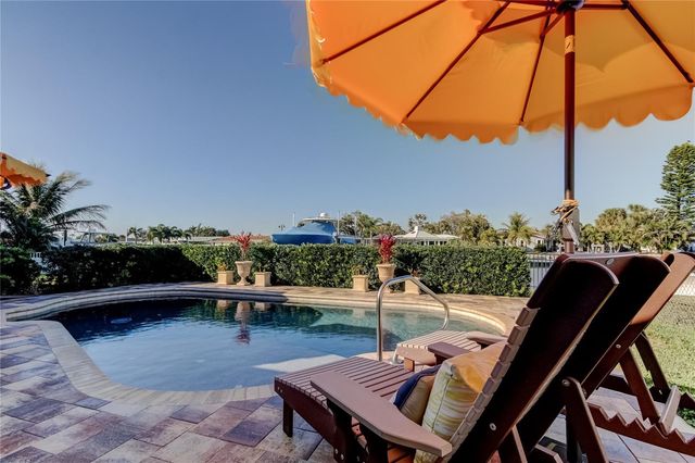 3835 48 AVENUE S, St Petersburg, FL 33711