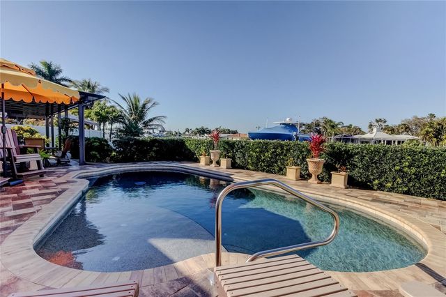 3835 48 AVENUE S, St Petersburg, FL 33711