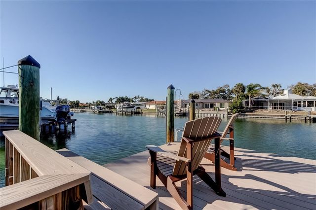 3835 48 AVENUE S, St Petersburg, FL 33711