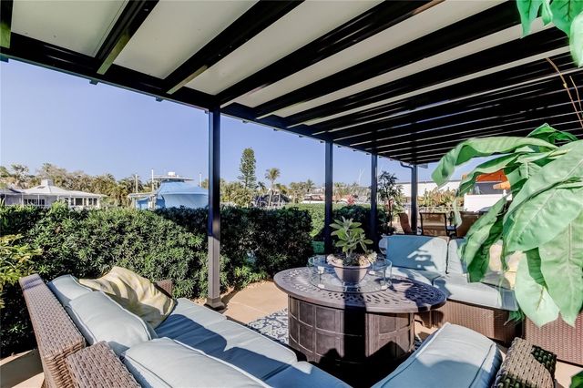 3835 48 AVENUE S, St Petersburg, FL 33711