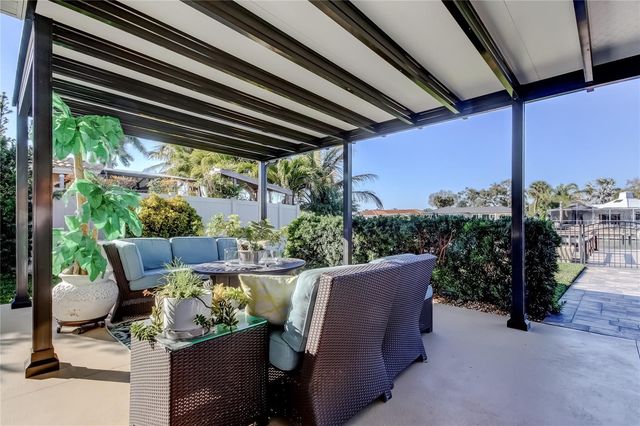 3835 48 AVENUE S, St Petersburg, FL 33711