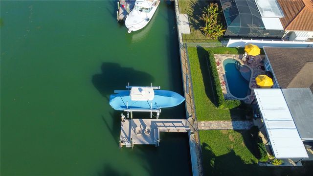 3835 48 AVENUE S, St Petersburg, FL 33711