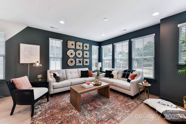 316 S Turner Avenue 11, Charlotte, NC 28208