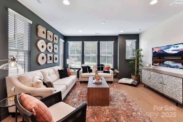 316 S Turner Avenue 11, Charlotte, NC 28208