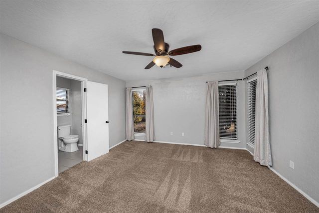 6819 NW Willow Creek Dr, Lawton, OK 73505