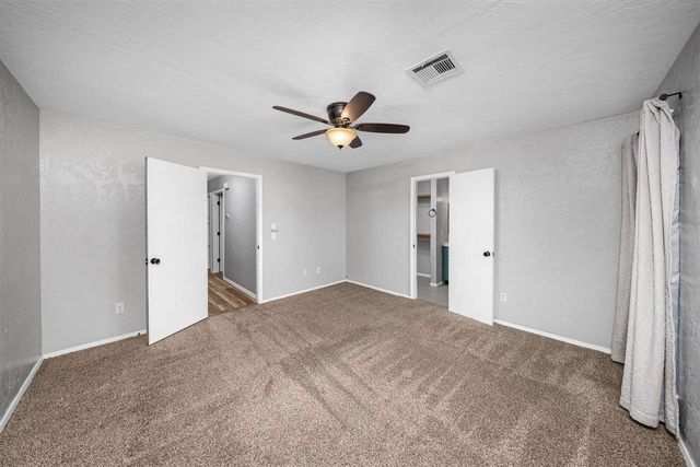 6819 NW Willow Creek Dr, Lawton, OK 73505