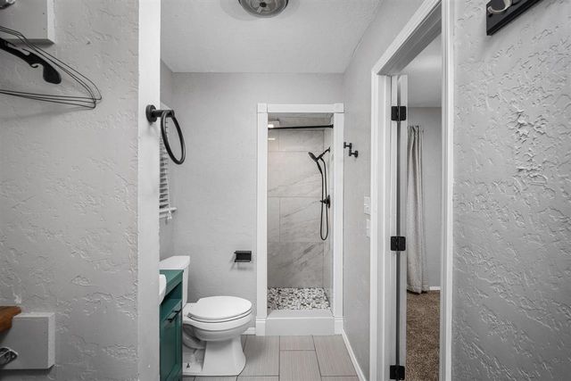 6819 NW Willow Creek Dr, Lawton, OK 73505