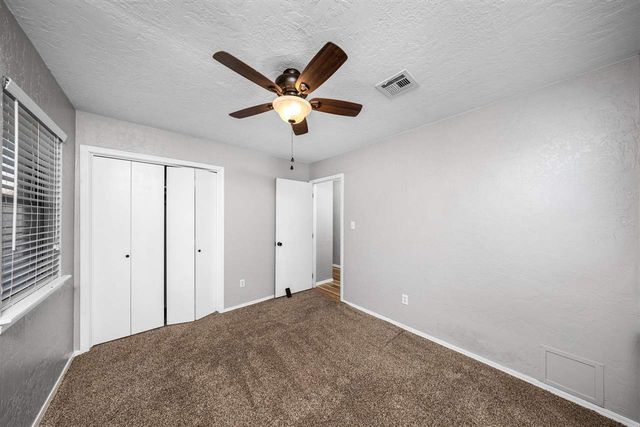 6819 NW Willow Creek Dr, Lawton, OK 73505