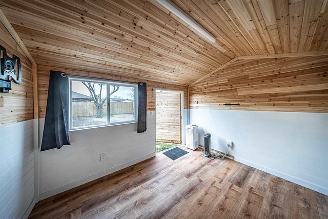 6819 NW Willow Creek Dr, Lawton, OK 73505