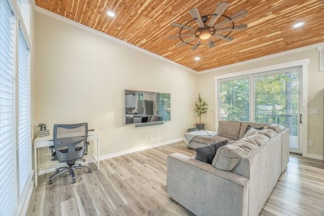 16103 Hickory Drive, Rogers, AR 72756